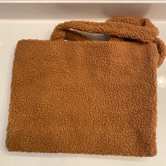 Pink vs Sherpa tote and sleep boxy size medium - Picture 3 of 12